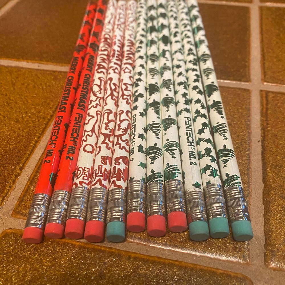 Pentech Lot of 11 Holiday Pattern Wood Pencils - Red, White & Green Set